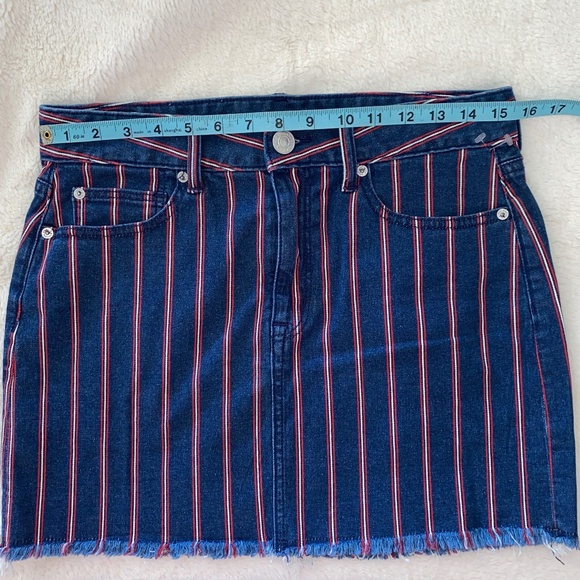 American Eagle Stripped Mini Skirt - Picture 13 of 14